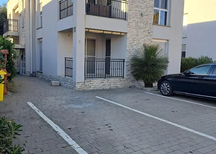 Apartment Lozancic Vir